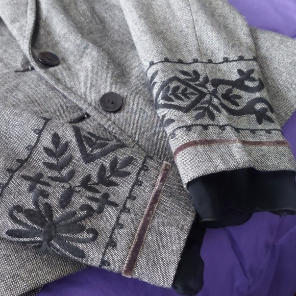 Evening Jacket - Picture 7 of 9